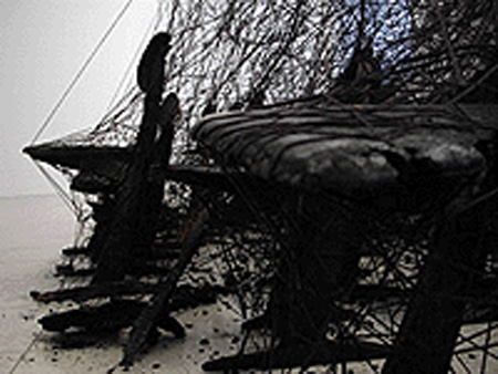 200_Chiharu_Shiota_Waiting_2002